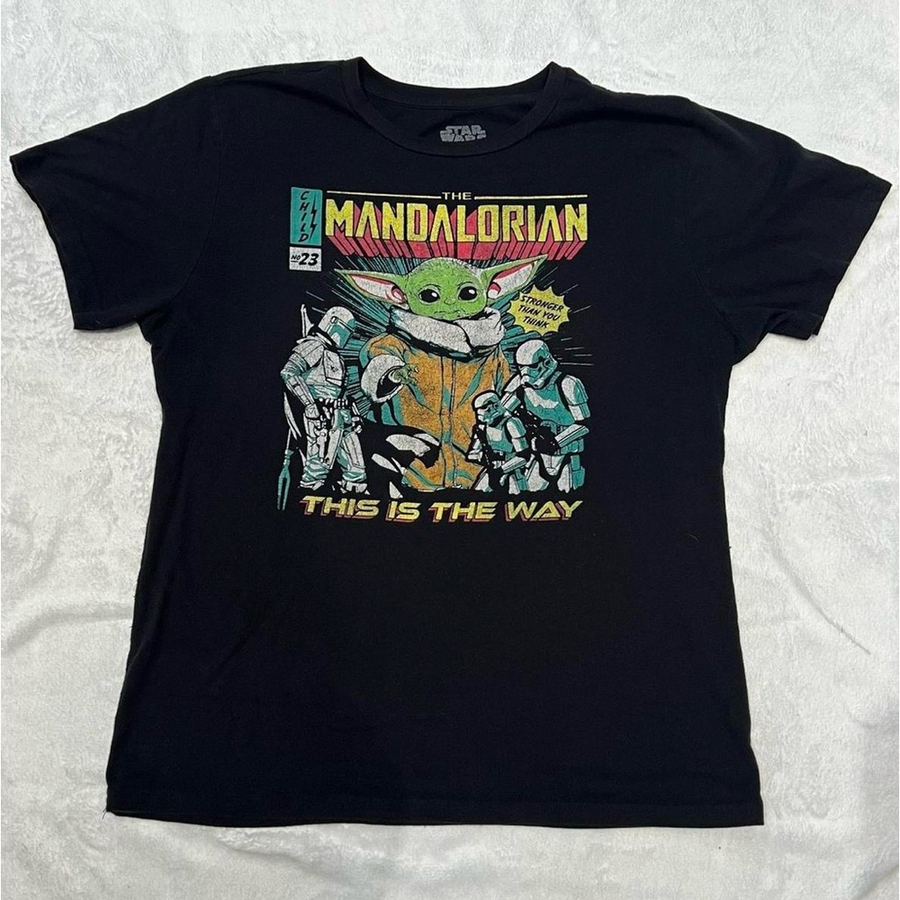 Star Wars distressed Mandelorian & Groku t-shirt. Size XL slim fit.